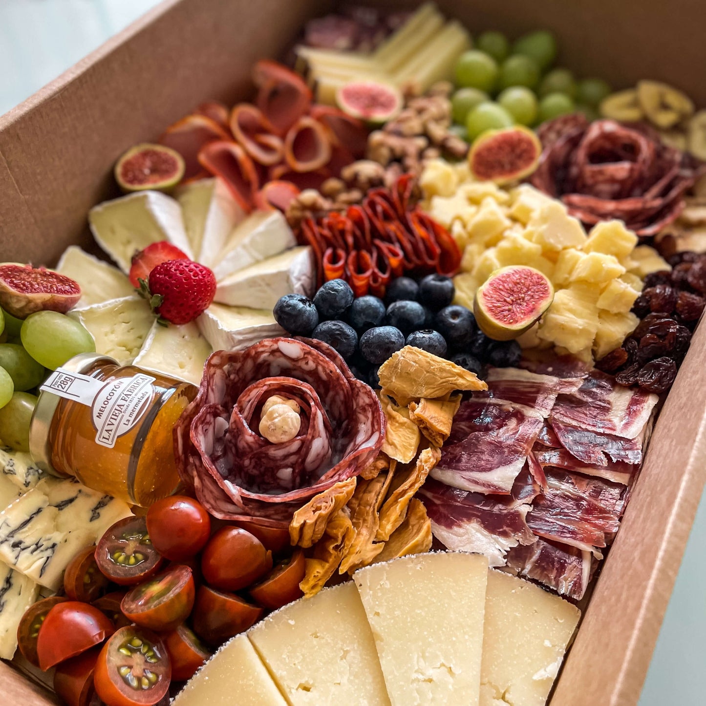 tabla de quesos ideal para regalar comida de empresa catering afterwork en madrid quesos gourmet sorprender