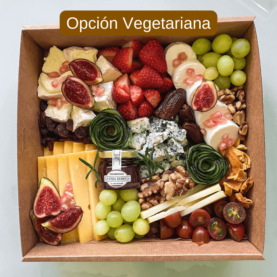 tabla de quesos veganos productos vegetarianos para fiestas cumpleaños aniversarios en Madrid